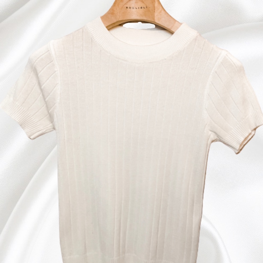 Knitted White Top